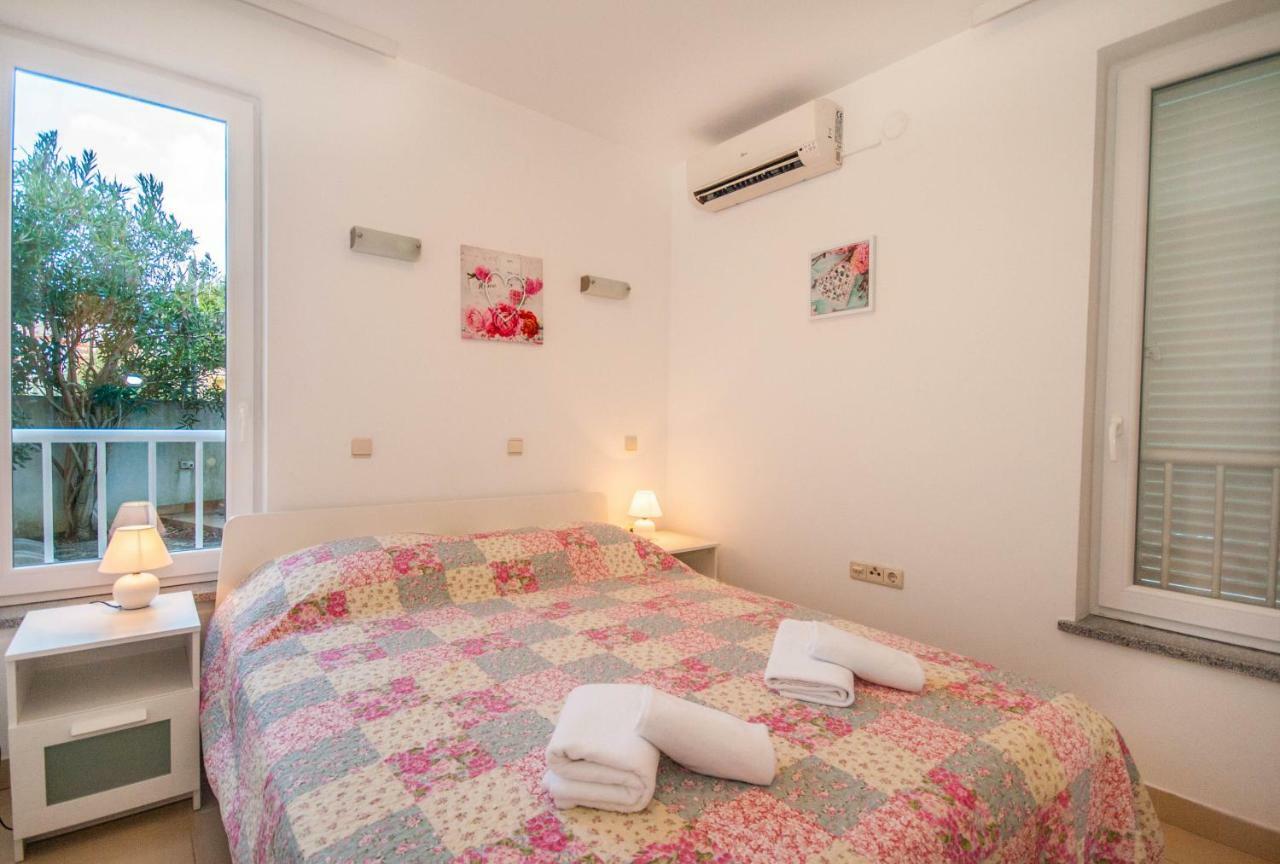 New Lovorka 7 Apt. 4+1 In Baska  Exterior photo